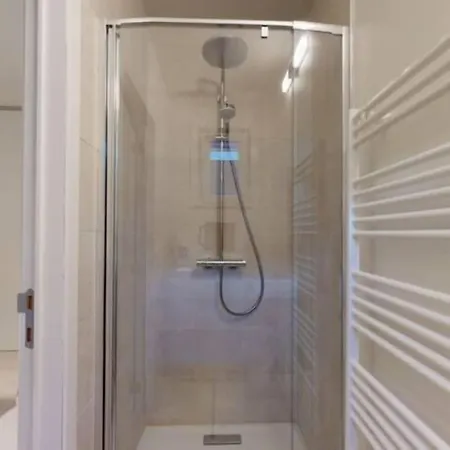 Modern Gelijkvloersappartement Appartement *