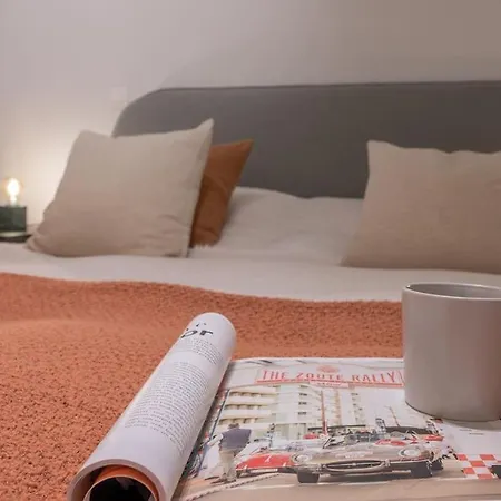 Modern Gelijkvloersappartement 아파트