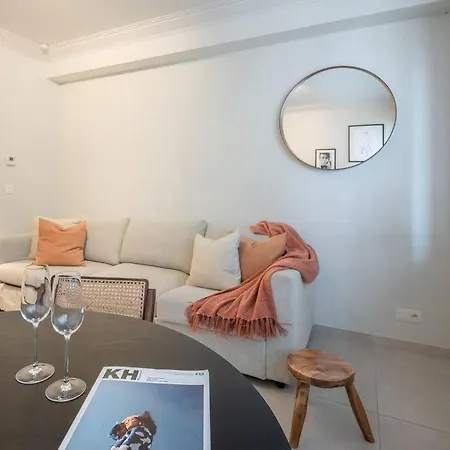 Modern Gelijkvloersappartement Appartement *